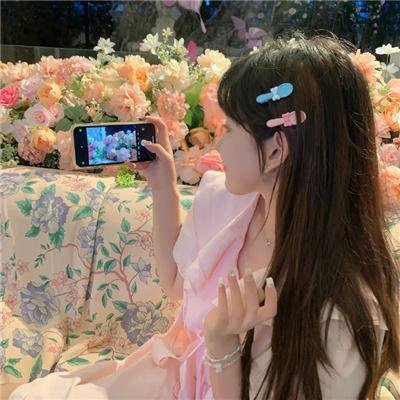 皮裘大衣女人